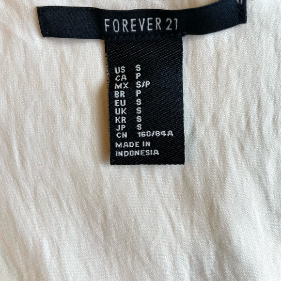 Forever21 Long Sleeve V-neck HiLo Cream Blouse - Picture 7 of 7